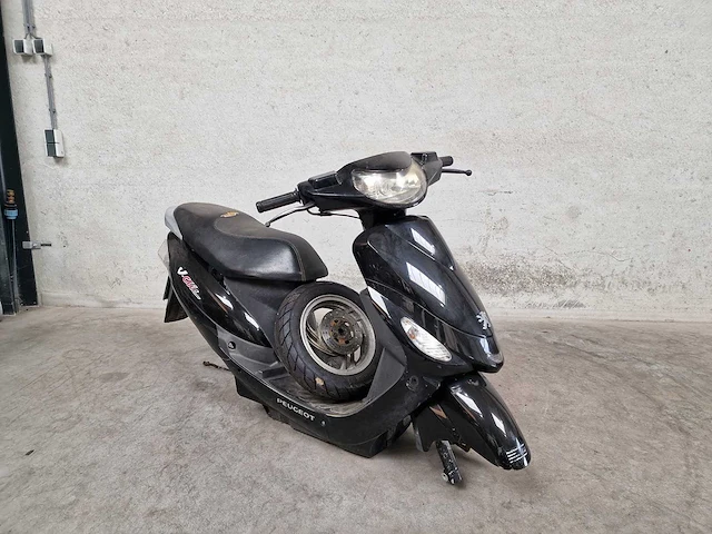 Peugeot - snorscooter - v click - 4t 25km uitvoering f975gb - afbeelding 6 van  11
