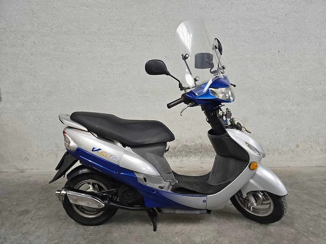 Peugeot - snorscooter - v-click - 4t 25km uitvoering fv509s - afbeelding 2 van  7