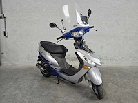 Peugeot - snorscooter - v-click - 4t 25km uitvoering fv509s - afbeelding 4 van  7