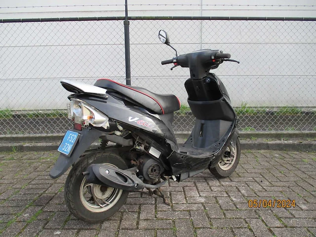Peugeot - snorscooter - v-click - scooter - afbeelding 7 van  10