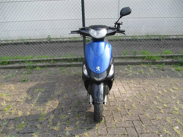 Peugeot - snorscooter - v-click - scooter - afbeelding 3 van  9