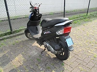 Peugeot - snorscooter - v-click - scooter - afbeelding 8 van  9