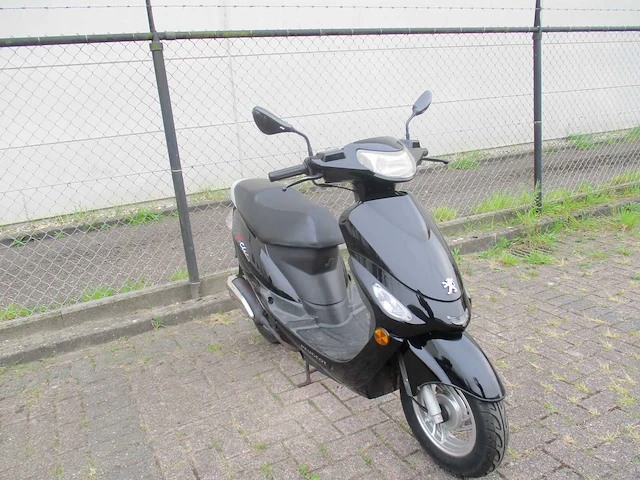 Peugeot - snorscooter - v-click - scooter - afbeelding 5 van  12