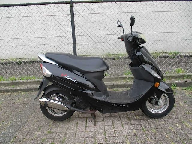 Peugeot - snorscooter - v-click - scooter - afbeelding 7 van  12