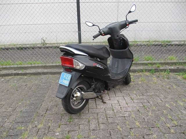 Peugeot - snorscooter - v-click - scooter - afbeelding 8 van  12