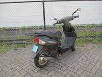Peugeot - snorscooter - v-click - scooter - afbeelding 9 van  11