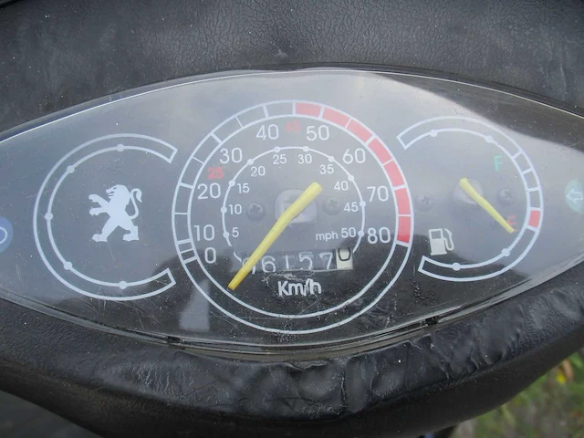 Peugeot - snorscooter - v-click - scooter - afbeelding 3 van  11