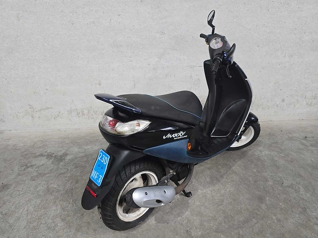 Peugeot - snorscooter - viva city - 2t 25km uitvoering 23dnf3 - afbeelding 5 van  7