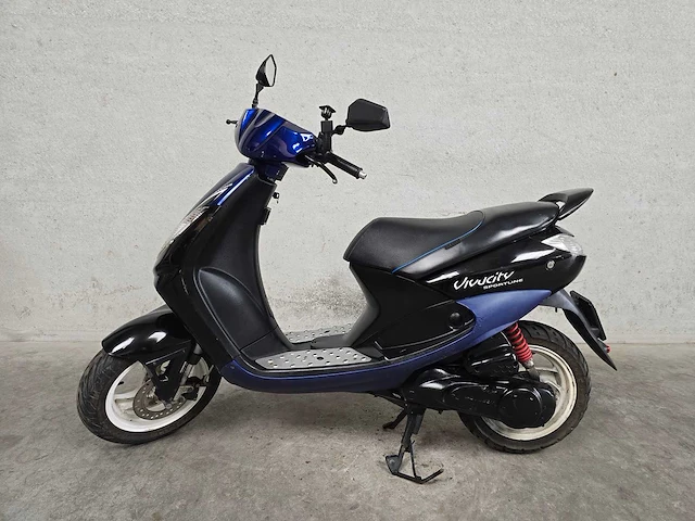 Peugeot - snorscooter - viva city - 2t 25km uitvoering 35fjb1 - afbeelding 1 van  8
