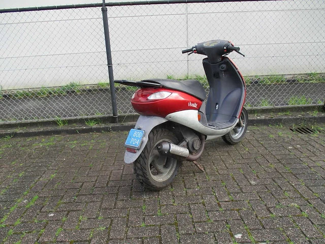 Peugeot - snorscooter - viva city "basic" 2 tact - scooter - afbeelding 6 van  9