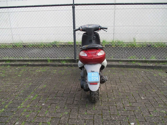 Peugeot - snorscooter - viva city "basic" 2 tact - scooter - afbeelding 7 van  9