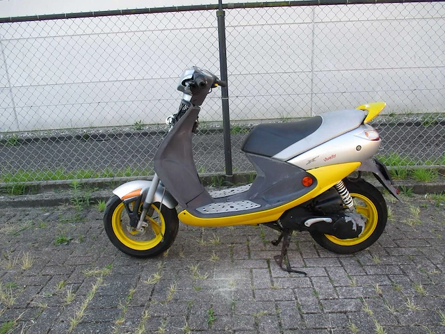 Peugeot - snorscooter - viva city x-race 2 takt - scooter - afbeelding 1 van  11