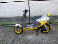 Peugeot - snorscooter - viva city x-race 2 takt - scooter - afbeelding 1 van  11