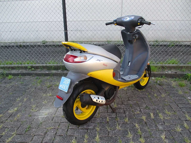 Peugeot - snorscooter - viva city x-race 2 takt - scooter - afbeelding 7 van  11