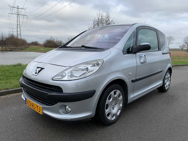 Peugeot 1007 1.6 16v gentry automaat, 63-rl-tj - afbeelding 1 van  22