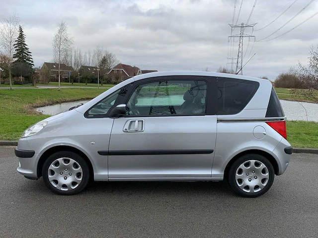 Peugeot 1007 1.6 16v gentry automaat, 63-rl-tj - afbeelding 19 van  22