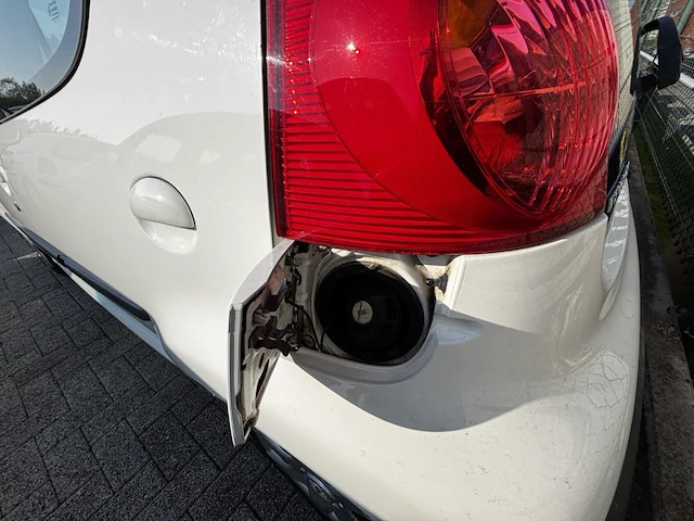 Peugeot 1007, 2011 - afbeelding 16 van  24
