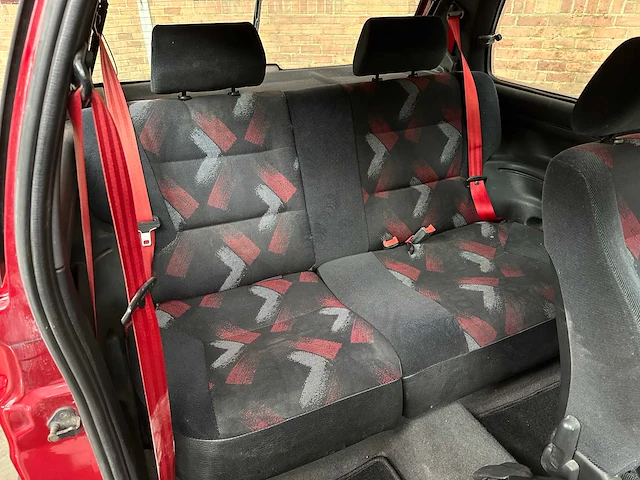 Peugeot 106 gti s16 1.6-16v sport 125pk 1997, rd-tl-41 - afbeelding 27 van  37
