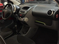 Peugeot 107 1.0-12v sublime | jk214j | bj 2009 - afbeelding 7 van  21