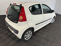 Peugeot 107 1.0-12v urban move, 4-kxk-19 - afbeelding 9 van  13