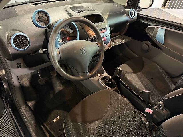 Peugeot 107 1.0-12v urban move, 99-nbd-2 - afbeelding 12 van  13
