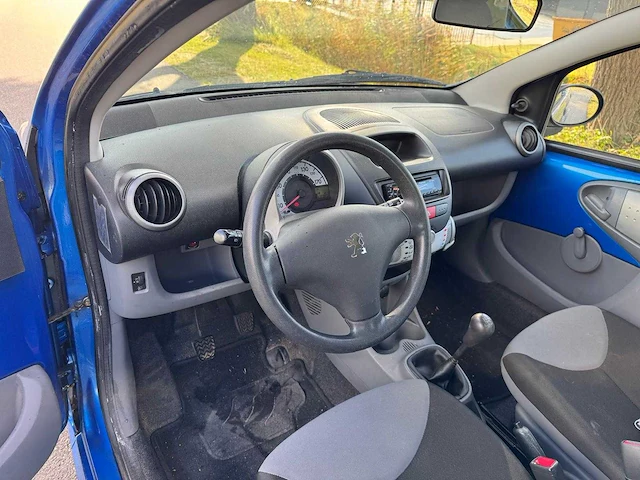 Peugeot 107 1.0-12v xr 1e eigenaar 103000 km 95-plj-4 - afbeelding 8 van  14