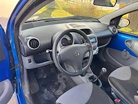 Peugeot 107 1.0-12v xr 1e eigenaar 103000 km 95-plj-4 - afbeelding 8 van  14