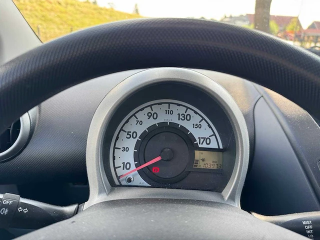 Peugeot 107 1.0-12v xr 1e eigenaar 103000 km 95-plj-4 - afbeelding 9 van  14