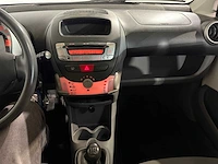 Peugeot 107 1.0-12v xr, 22-ltg-6 - afbeelding 3 van  13