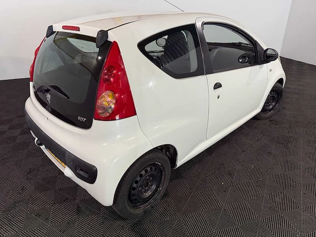 Peugeot 107 1.0-12v xr, 22-ltg-6 - afbeelding 9 van  13