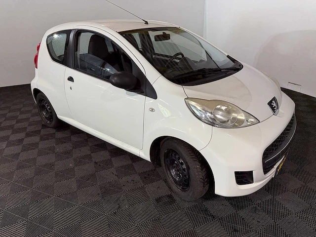 Peugeot 107 1.0-12v xr, 22-ltg-6 - afbeelding 10 van  13
