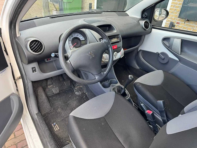 Peugeot 107 1.0-12v xr 41-nzb-2 - afbeelding 3 van  13