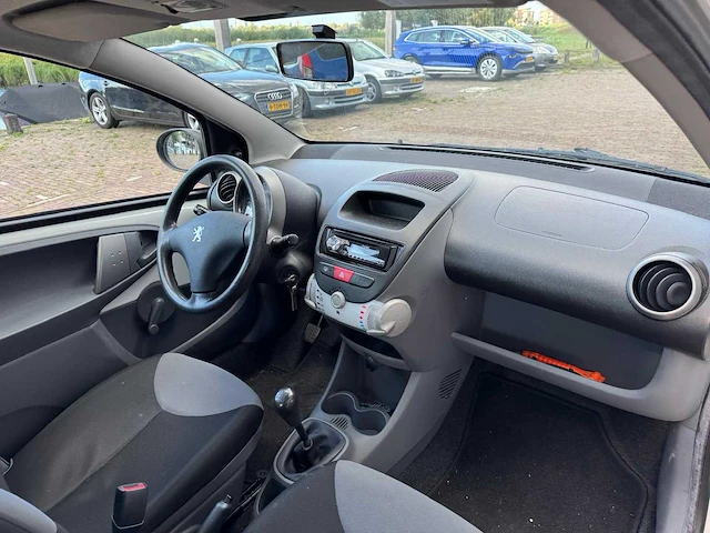 Peugeot 107 1.0-12v xr 41-nzb-2 - afbeelding 12 van  13