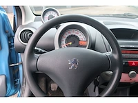 Peugeot 107 1.0-12v xr, 95-pjl-6 - afbeelding 12 van  13