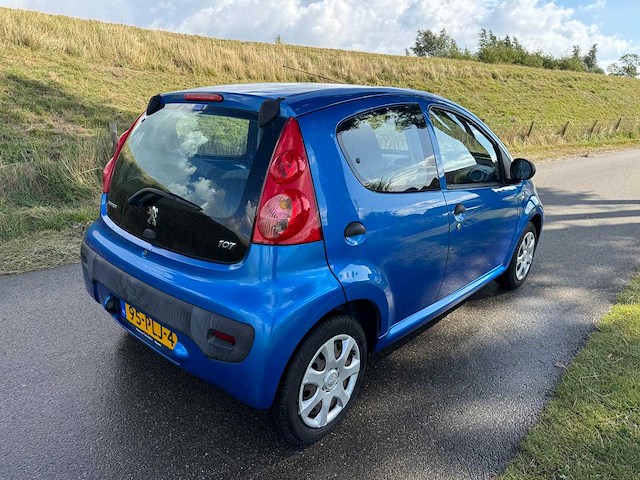 Peugeot 107 1.0-12v xr, 95-plj-4 - afbeelding 7 van  14