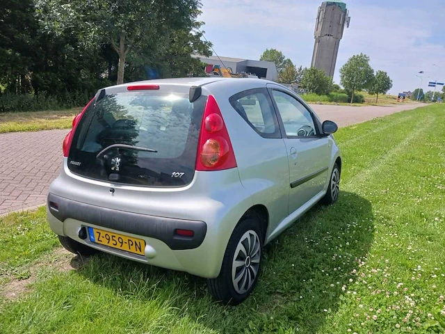 Peugeot 107 1.0-12v xr , z-959-pn - afbeelding 8 van  15