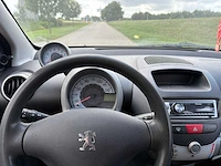Peugeot 107 1.0-12v xs , 04-sz-sl - afbeelding 19 van  22