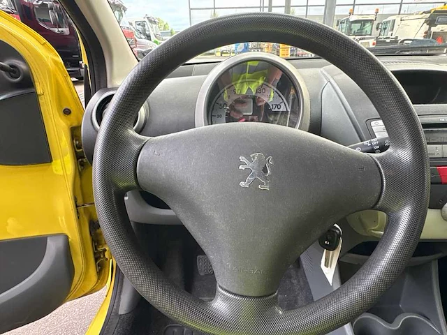 Peugeot 107 1.0-12v xs , 06-zn-bz - afbeelding 15 van  17