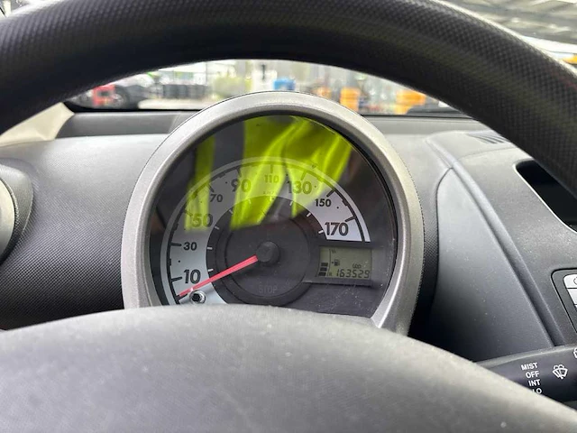 Peugeot 107 1.0-12v xs , 06-zn-bz - afbeelding 16 van  17