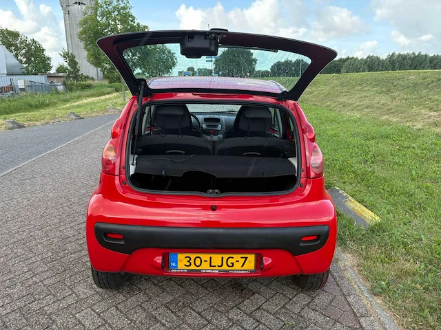 Peugeot 107 1.0 12v xs, 30-ljg-7 - afbeelding 2 van  20