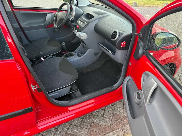 Peugeot 107 1.0 12v xs, 30-ljg-7 - afbeelding 4 van  20
