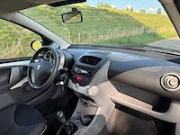 Peugeot 107 1.0-12v xs 5-deurs s-067-gh - afbeelding 14 van  16