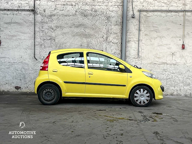 Peugeot 107 1.0-12v xs 68pk 2006 (origineel-nl), 86-tn-nb - afbeelding 6 van  49