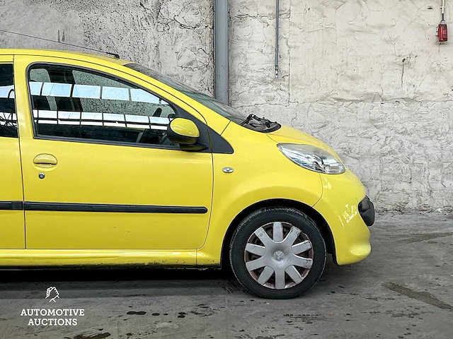 Peugeot 107 1.0-12v xs 68pk 2006 (origineel-nl), 86-tn-nb - afbeelding 8 van  49