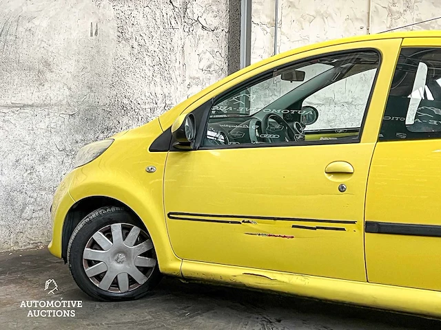 Peugeot 107 1.0-12v xs 68pk 2006 (origineel-nl), 86-tn-nb - afbeelding 20 van  49