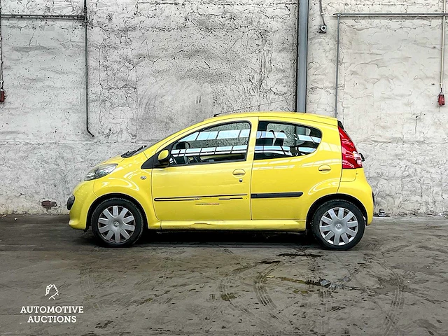Peugeot 107 1.0-12v xs 68pk 2006 (origineel-nl), 86-tn-nb - afbeelding 21 van  49