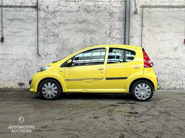 Peugeot 107 1.0-12v xs 68pk 2006 (origineel-nl), 86-tn-nb - afbeelding 22 van  49