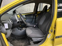 Peugeot 107 1.0-12v xs 68pk 2006 (origineel-nl), 86-tn-nb - afbeelding 26 van  49