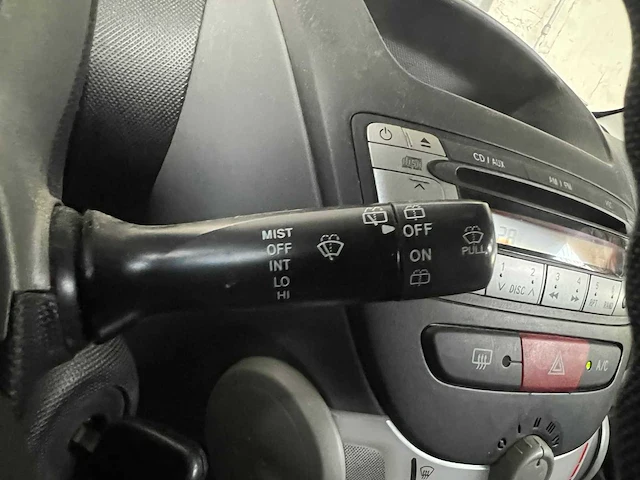 Peugeot 107 1.0-12v xs 68pk 2006 (origineel-nl), 86-tn-nb - afbeelding 31 van  49