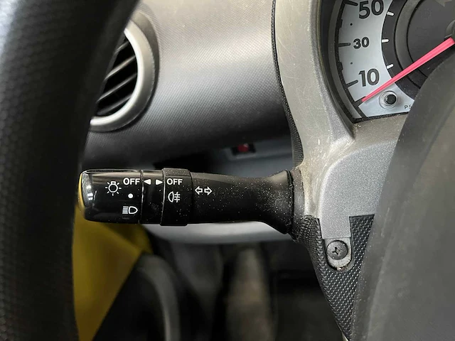 Peugeot 107 1.0-12v xs 68pk 2006 (origineel-nl), 86-tn-nb - afbeelding 32 van  49